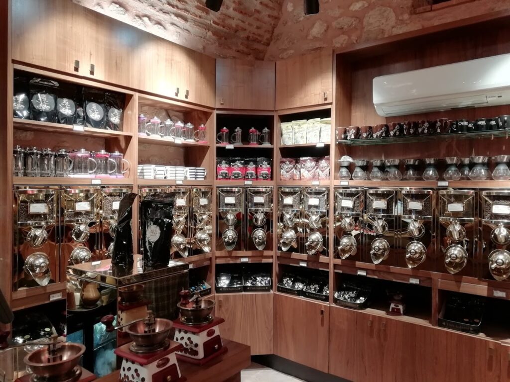 Beta Yeni Han Coffee Vendor