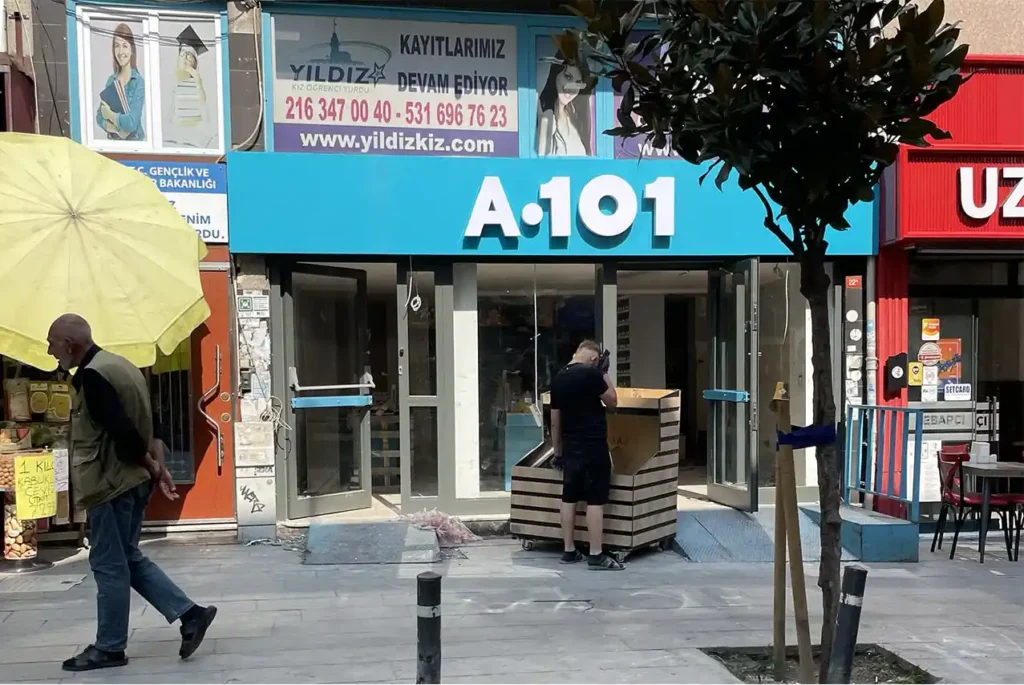A101 supermarket in Yeldeğirmeni, Istanbul, featuring a well-stocked store with a wide selection of groceries and daily necessities.