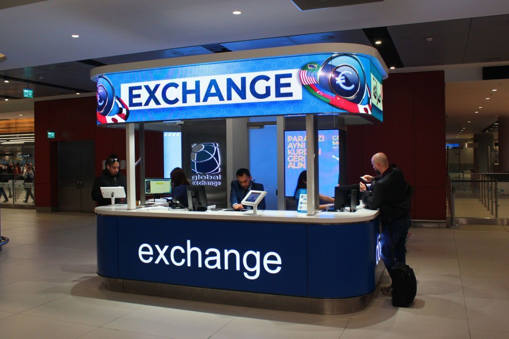 Currency Exchange at Istanbul Airport