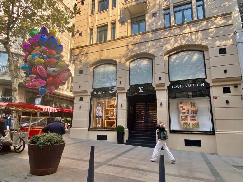 Places To Find Louis Vuitton Stores In Istanbul - Experiences Istanbul