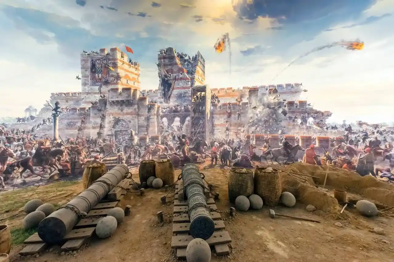 360° painting of Sultan Mehmet II’s conquest of Constantinople at Panorama 1453 Museum, Istanbul, providing an immersive view of this historic event.