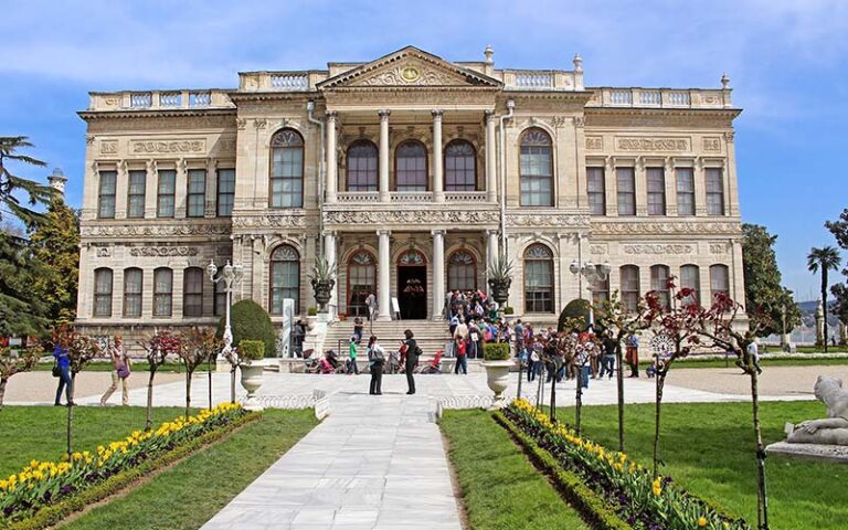 istanbul-in-march-2025-weather-blossoms-things-to-do