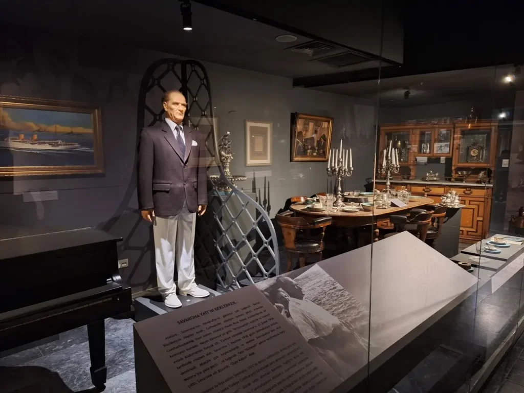 Exhibit featuring Atatürk in the Istanbul Naval Museum.