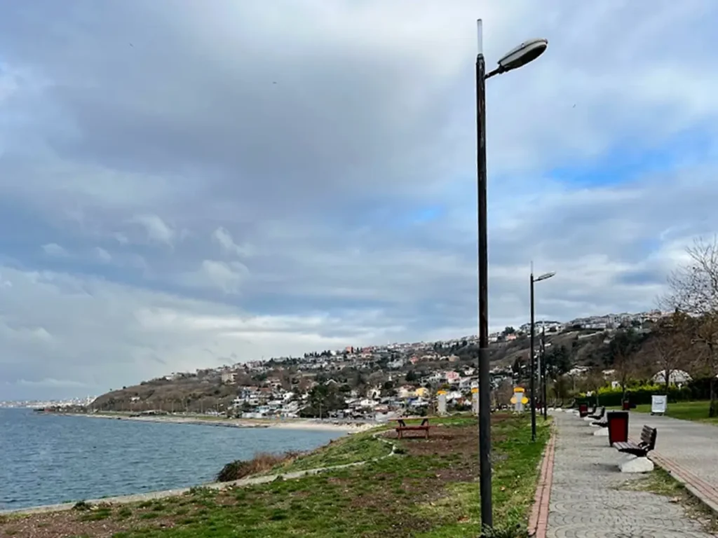 Benches along Gürpınar Coast with a view of the Marmara Sea.