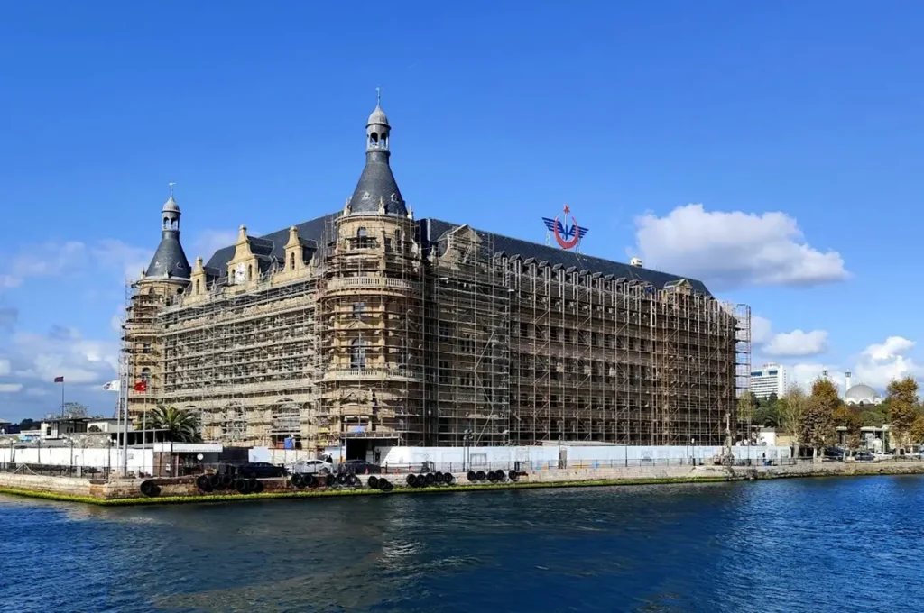 Haydarpaşa Train Station under reconstruction in October 2024.