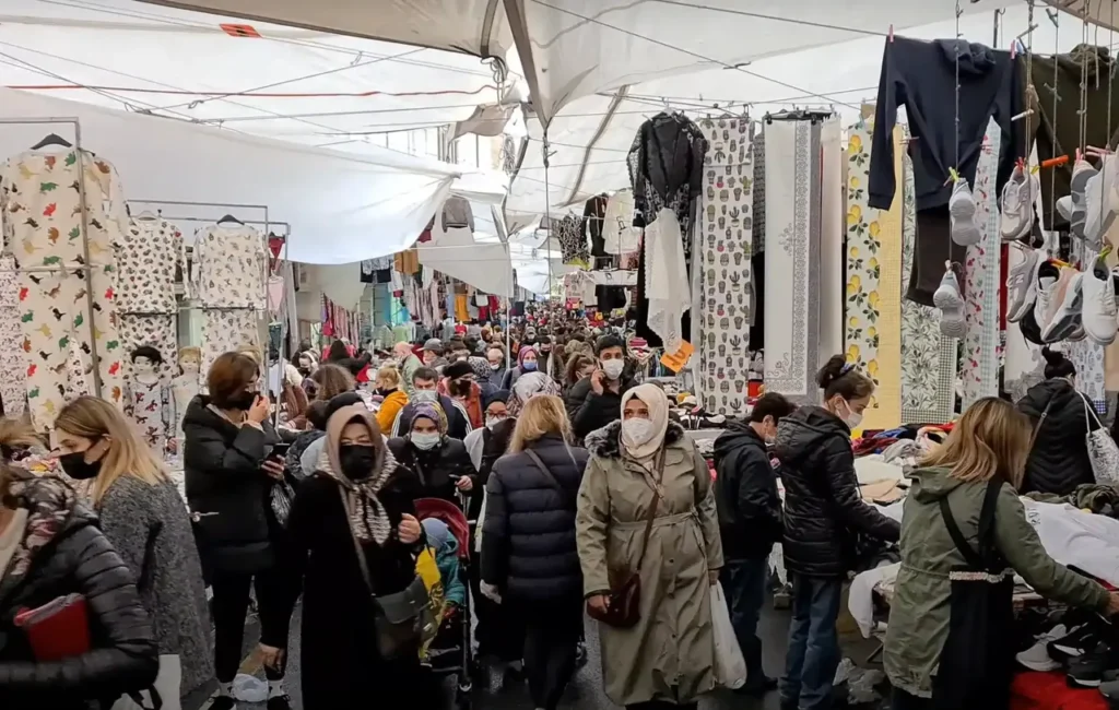 Clothes stalls at Üsküdar Market, offering a variety of garments on Monday and Friday.
