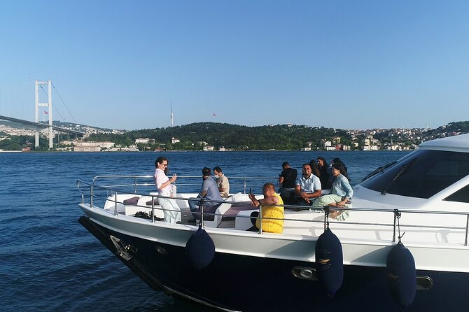 yacht tour istanbul