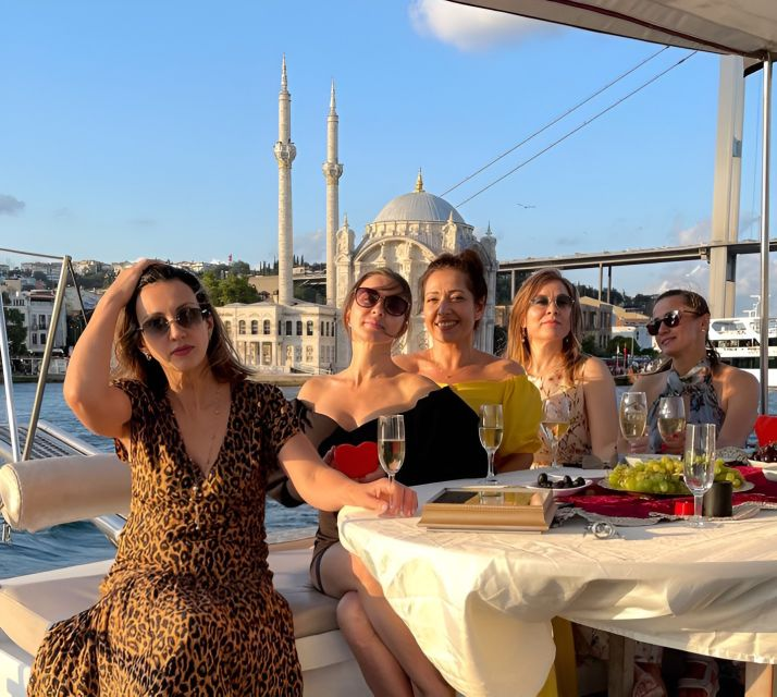 yacht cruise istanbul