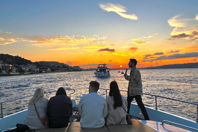 everyday bosphorus tour by boat