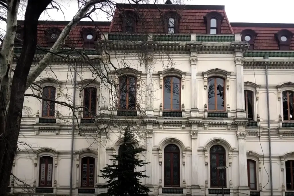 The Adile Sultan Pavilion, a historic mansion in Üsküdar, surrounded by lush greenery.
