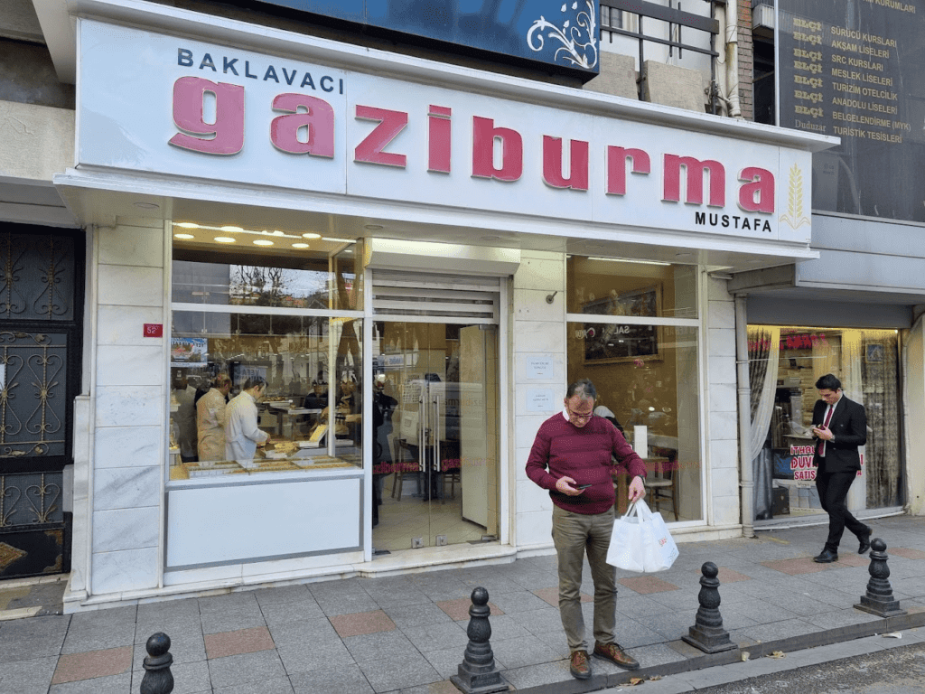 Dry Baklava - Emiroğlu Baklava