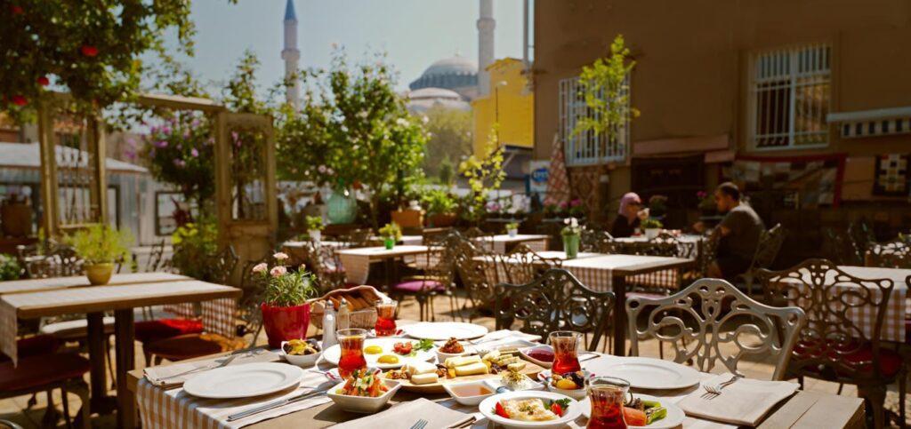 Turkish Breakfast in Sultanahmet: House of Medusa