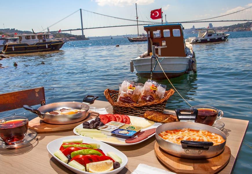 Turkish Breakfast with Bosphorus view in Tarihi Cenglekoy