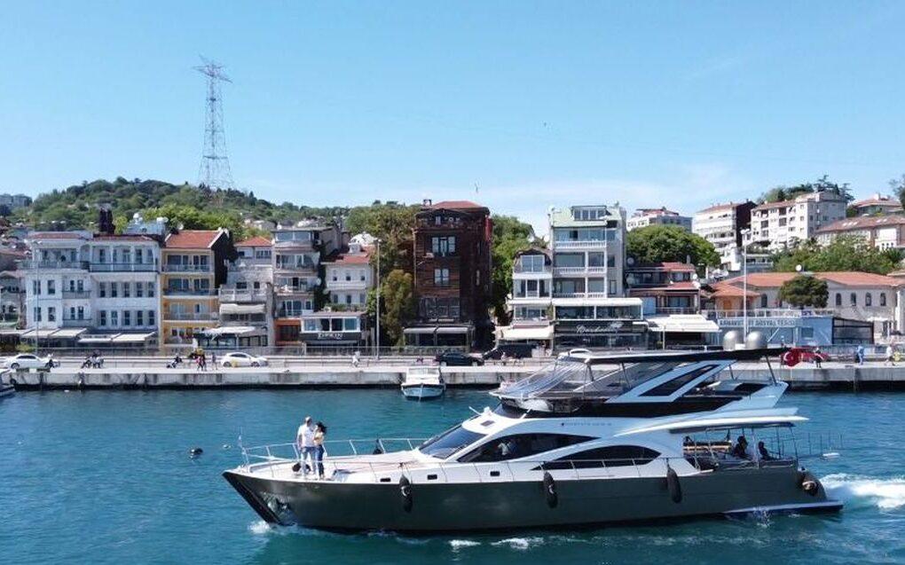 Luxury Private Yacht Rental Istanbul
