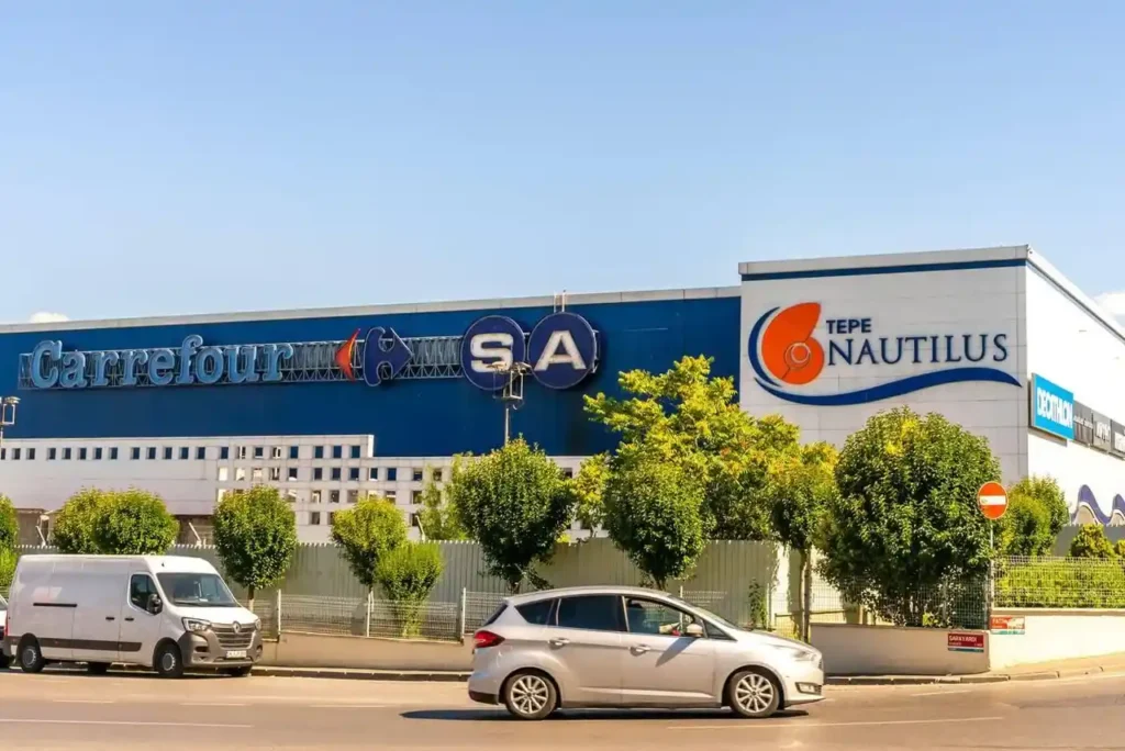 The large Carrefour retail warehouse and supermarket in Kadikoy, Istanbul, Turkey.