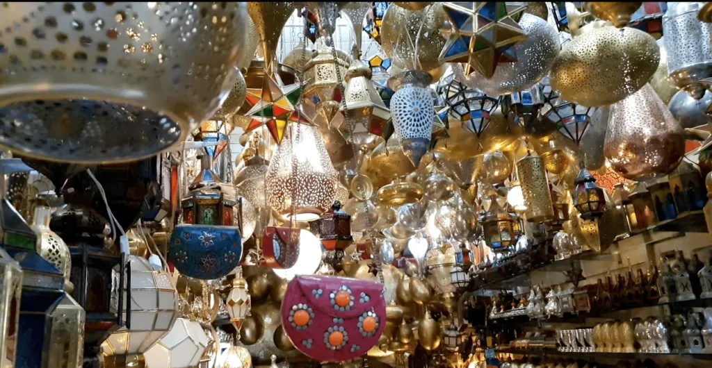 Local shop with lamps and bags.